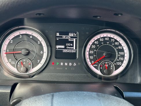 Used 2024 RAM 1500 Classic SLT image 25