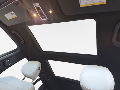 Used 2019 Mercedes-Benz GLS 450 4MATIC image 29