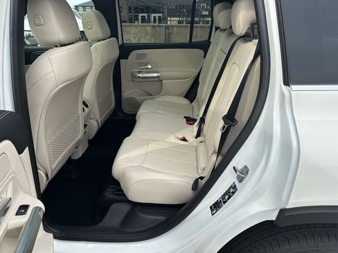 New 2026 Mercedes-Benz GLB 250 image 23