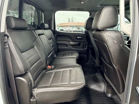 Used 2015 GMC Sierra 2500 Denali w/ Duramax Plus Package image 25