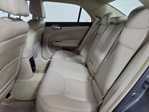 Used 2011 Chrysler 300 Limited RWD image 22