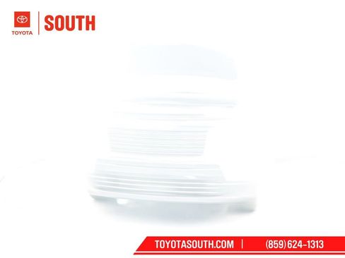 Used 2024 Chevrolet Traverse RS image 51