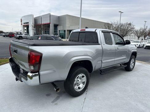 Certified 2023 Toyota Tacoma SR5 image 10