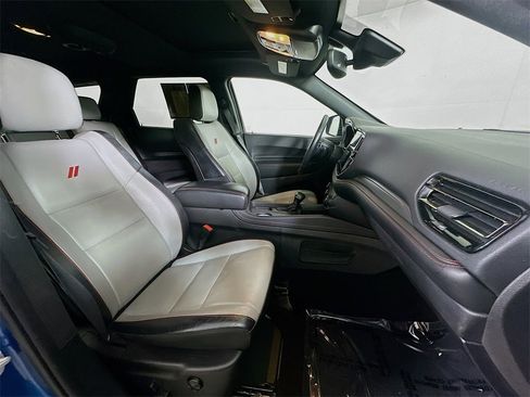 Used 2024 Dodge Durango GT image 12