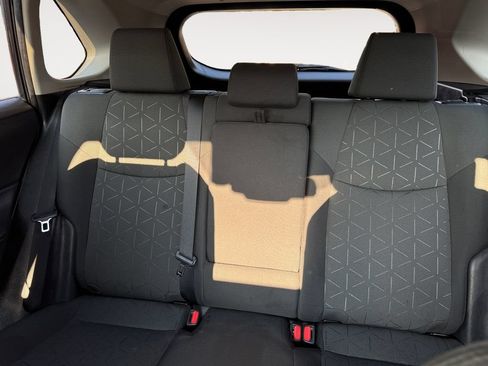 Certified 2021 Toyota RAV4 XLE w/ Convenience Package AWD/4WD image 13