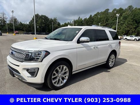 Used 2019 Ford Expedition Platinum AWD/4WD image 3