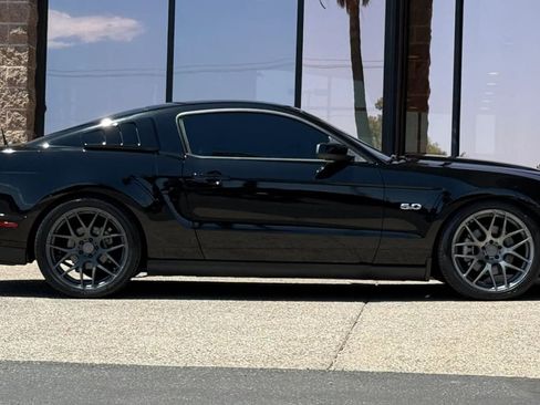Used 2012 Ford Mustang GT RWD image 14
