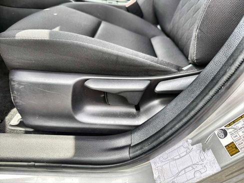 Used 2024 Toyota Corolla LE FWD image 12