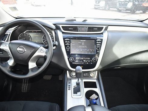 Used 2018 Nissan Murano S image 27