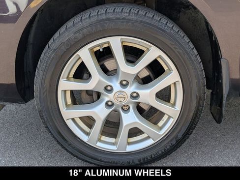 Used 2012 Nissan Rogue SL AWD/4WD image 18
