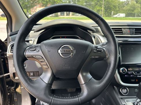 Used 2020 Nissan Murano SV AWD/4WD image 16