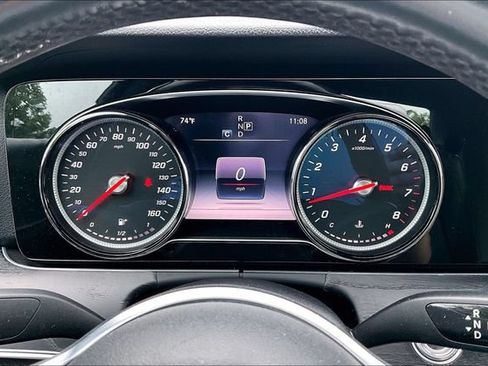 Certified 2019 Mercedes-Benz E 300 4MATIC image 16