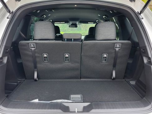 New 2026 Honda Pilot Sport image 13