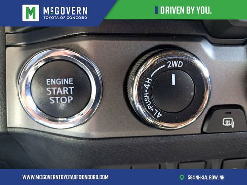 Used 2020 Toyota Tacoma TRD Off-Road w/ Technology Package AWD/4WD image 24
