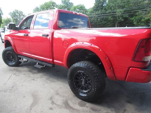 Used 2016 RAM 2500 Tradesman w/ Chrome Appearance Group AWD/4WD image 13