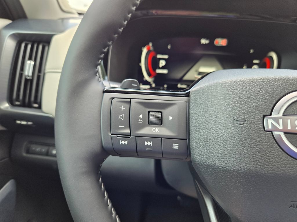 New 2026 Nissan Pathfinder Platinum FWD image 23