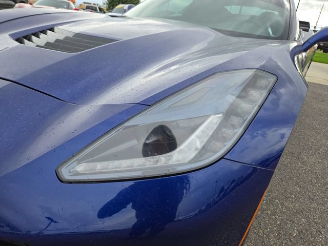 Used 2018 Chevrolet Corvette Stingray Coupe w/ Carbon Flash Badge Package RWD image 6