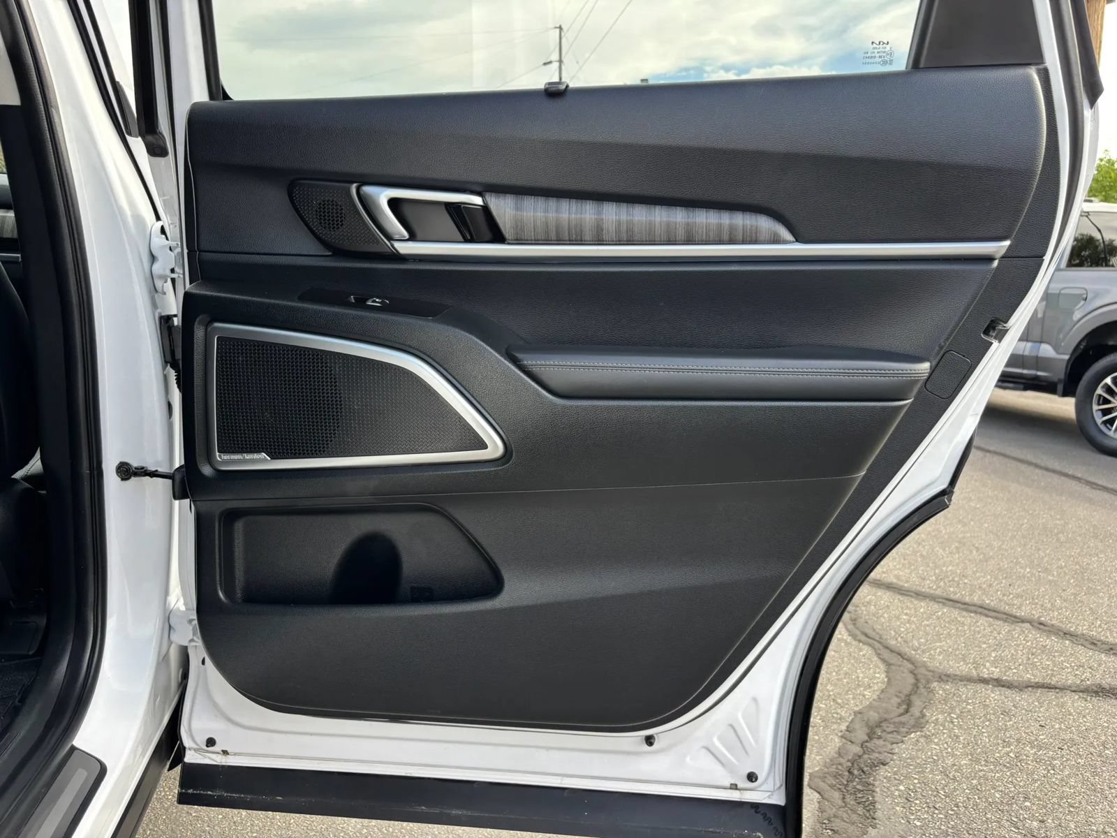 Used 2025 Kia Telluride SX AWD/4WD image 20