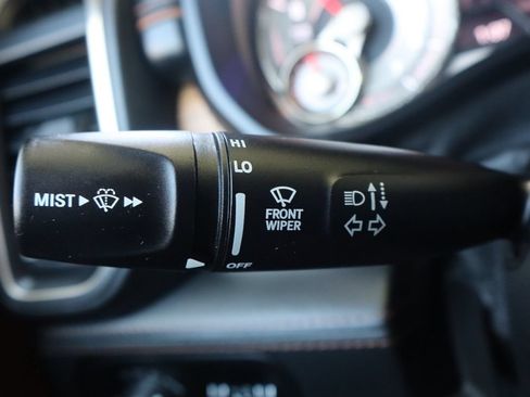 Used 2019 RAM 1500 Limited AWD/4WD image 32