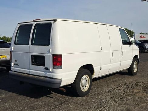 Used 2006 Ford E-150 and Econoline 150 RWD image 3