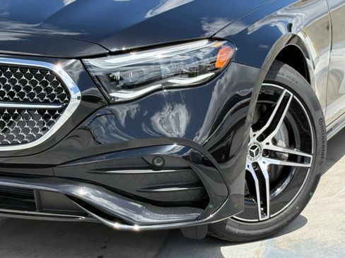New 2026 Mercedes-Benz E 450 4MATIC Sedan image 3