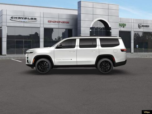 New 2026 Jeep Grand Wagoneer Limited AWD/4WD image 3