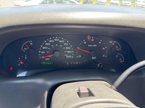 Used 2004 Ford F250 XL AWD/4WD image 19