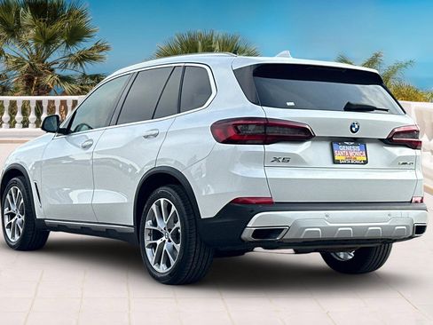 Used 2022 BMW X5 sDrive40i w/ Parking Assistance Package image 6