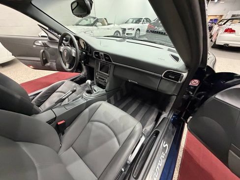 Used 2006 Porsche 911 Carrera S RWD image 45