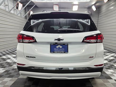 Used 2023 Chevrolet Equinox RS FWD image 10