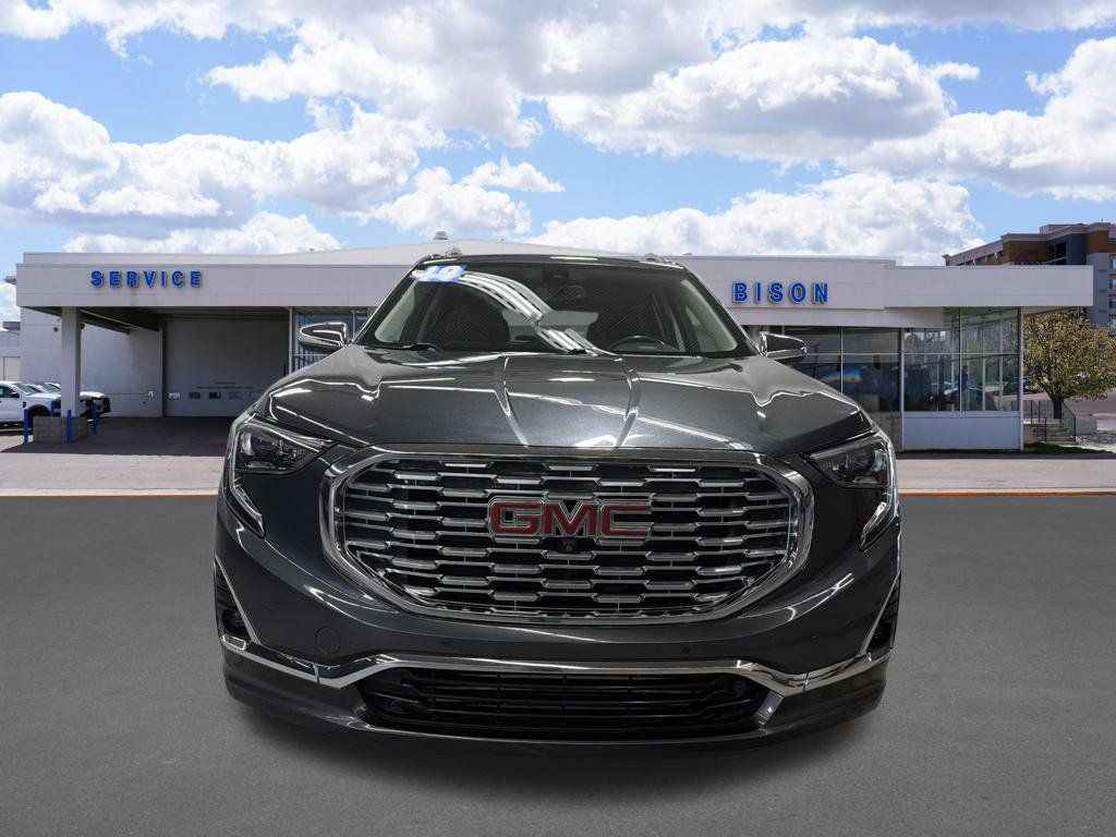 Used 2019 GMC Terrain Denali w/ GMC Pro Grade Package AWD/4WD image 8