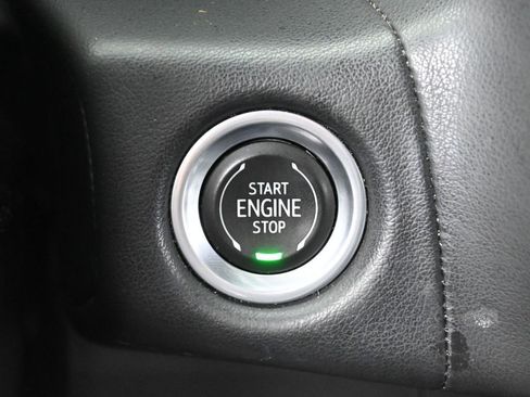 Used 2021 Chevrolet Tahoe LT image 17