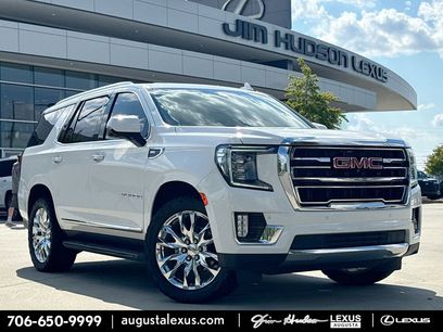 Used 2022 GMC Yukon SLT w/ SLT Premium Package