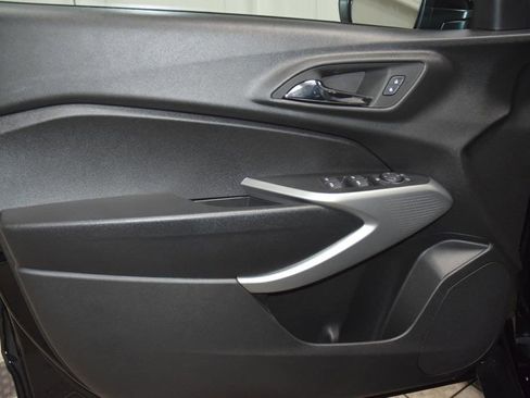 New 2026 Chevrolet Trax LS w/ LS Convenience Package FWD image 40