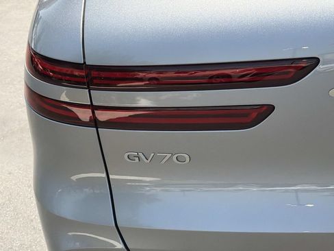 Used 2026 Genesis GV70 2.5T Select AWD/4WD image 28