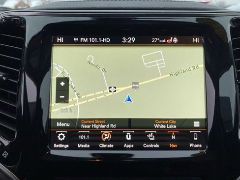 Certified 2019 Jeep Cherokee Limited w/ Trailer Tow Group image 25