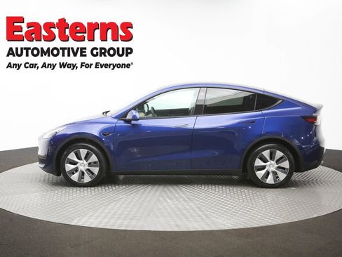 Used 2022 Tesla Model Y Long Range image 53