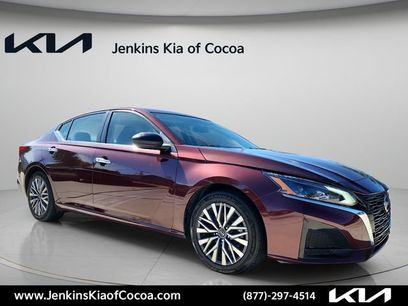 Used 2025 Nissan Altima 2.5 SV