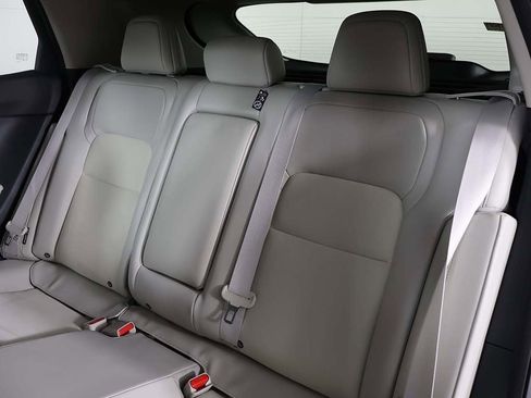 Used 2023 Nissan Ariya AWD image 34