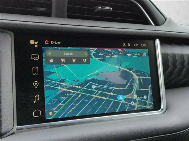 Used 2024 GMC Yukon XL Denali AWD/4WD image 13