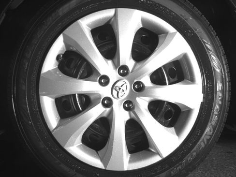 Used 2025 Toyota Corolla LE FWD image 12