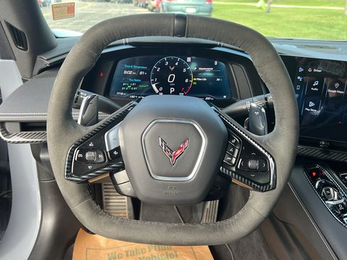 Used 2024 Chevrolet Corvette Stingray Preferred Cpe w/ 2LT RWD image 31