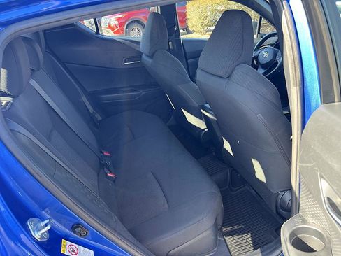 Used 2018 Toyota C-HR XLE image 20