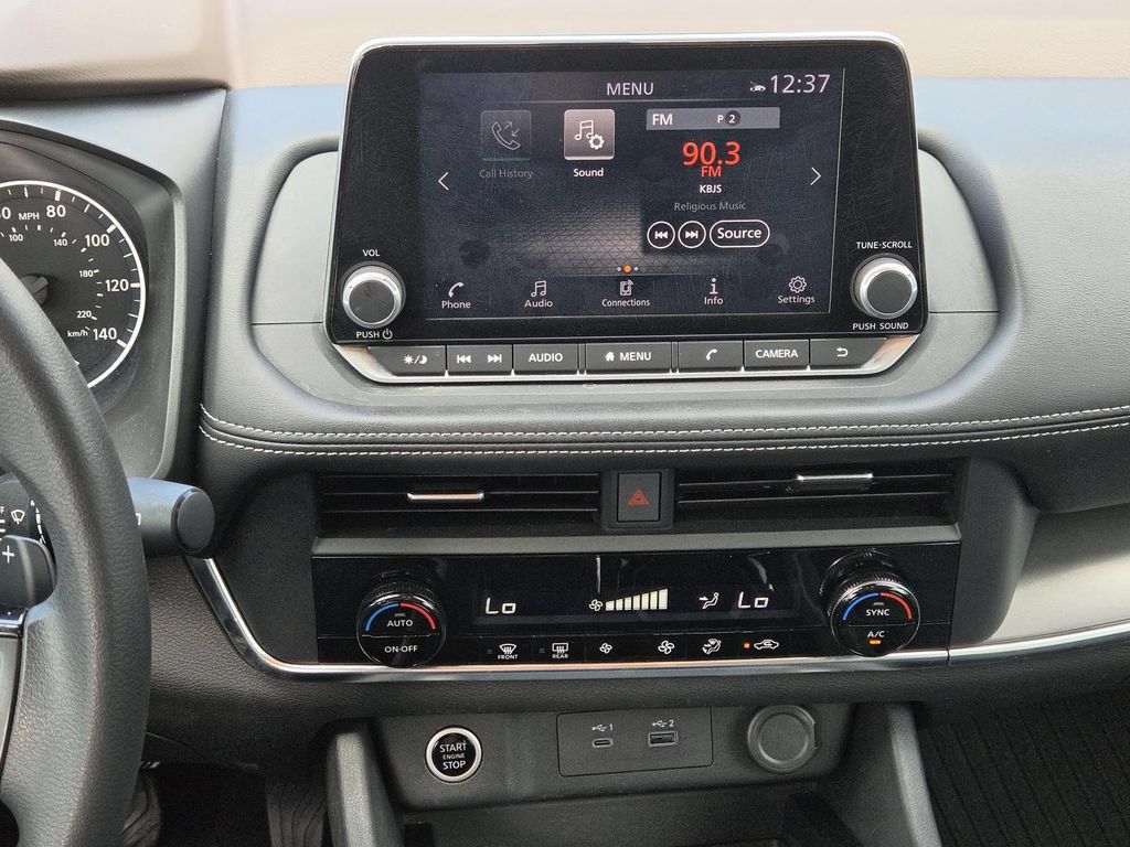 Used 2023 Nissan Rogue SV FWD image 13