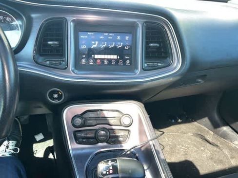 Used 2018 Dodge Challenger R/T image 7