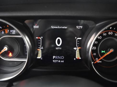 Certified 2020 Jeep Gladiator Overland image 19