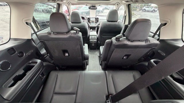 Used 2026 Subaru Ascent Limited w/ Popular Package #2 AWD/4WD image 9