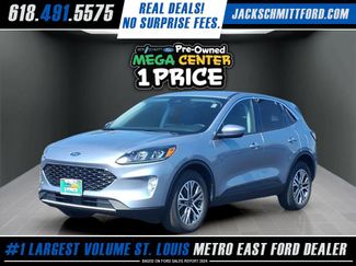Used 2022 Ford Escape SEL image 1