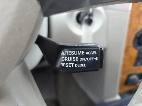 Used 2008 Jeep Grand Cherokee Limited w/ Trailer Tow Group IV RWD image 26