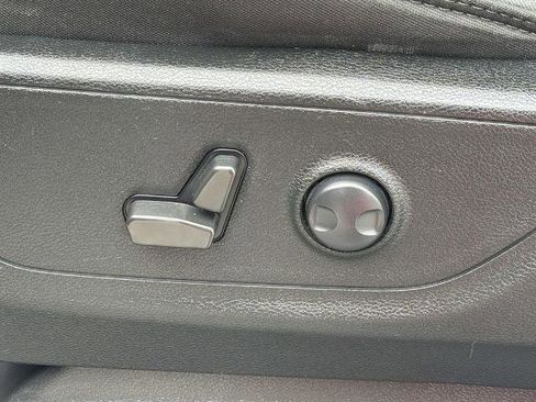 Used 2022 RAM 1500 Big Horn RWD image 22